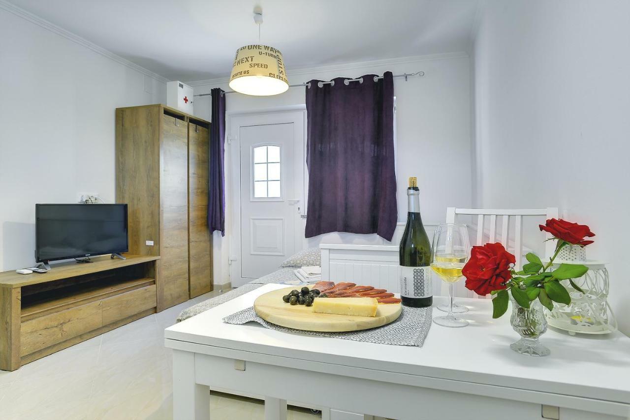 Diegos Apartments 풀라 외부 사진